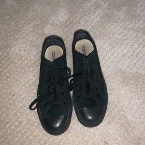 all black low top converse